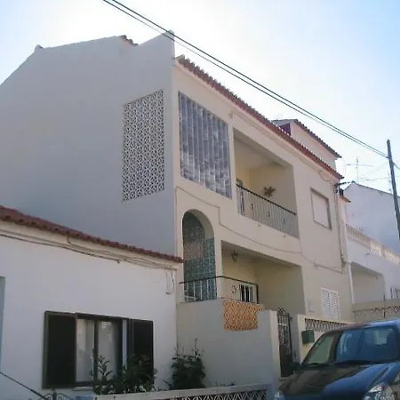 Moradia Rosa شقة